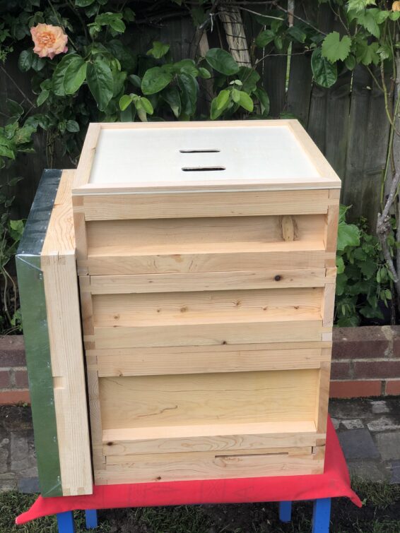 BS National beehive in, Anatolian White Pine, Flat Packed SEOND GRADE